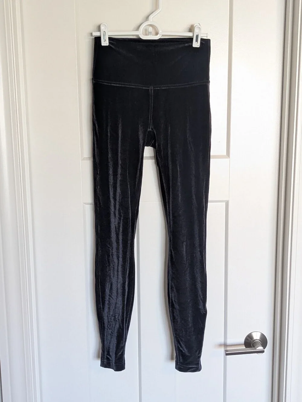 Lululemon Wunder Under Lounge Velvet 28